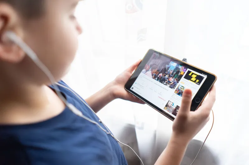 Scrolling Toward Science: How Short-Form Video Is Quietly Reshaping the Way Young Americans Think About STEM